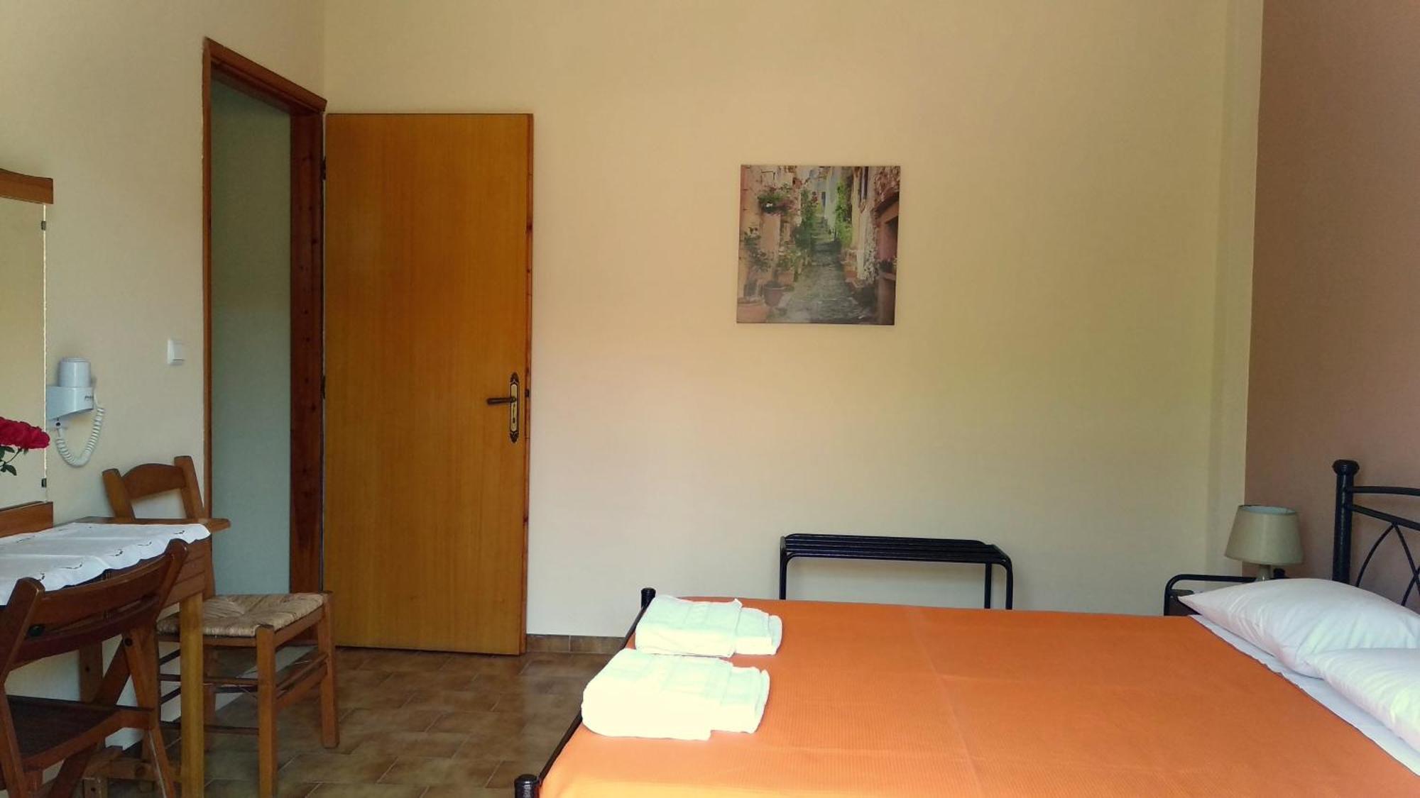 Polymnia Apartments Spartia  Pokoj fotografie